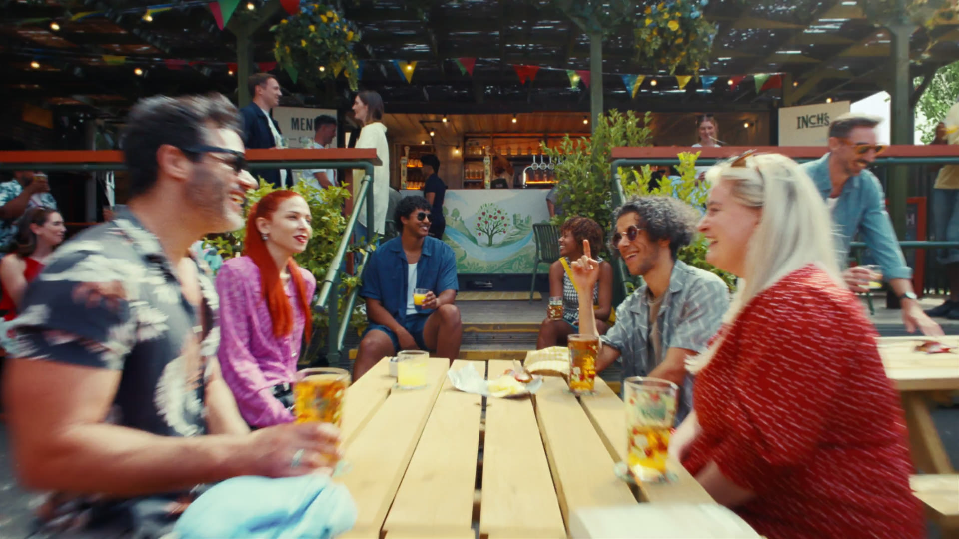 "Story On a Pint Glass". Directors Daniel Quirke & Sam Gainsborough @ Blinkink